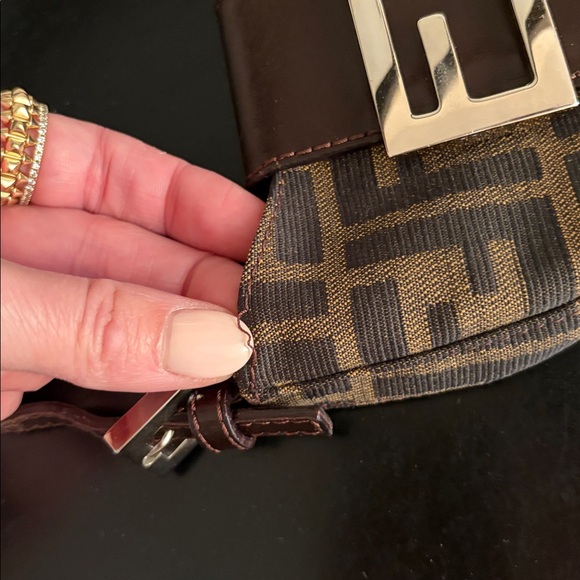 Fendi Zucca Canvas FF Logo Mini Croissant Bag - vintage & rare! - Picture 17 of 17